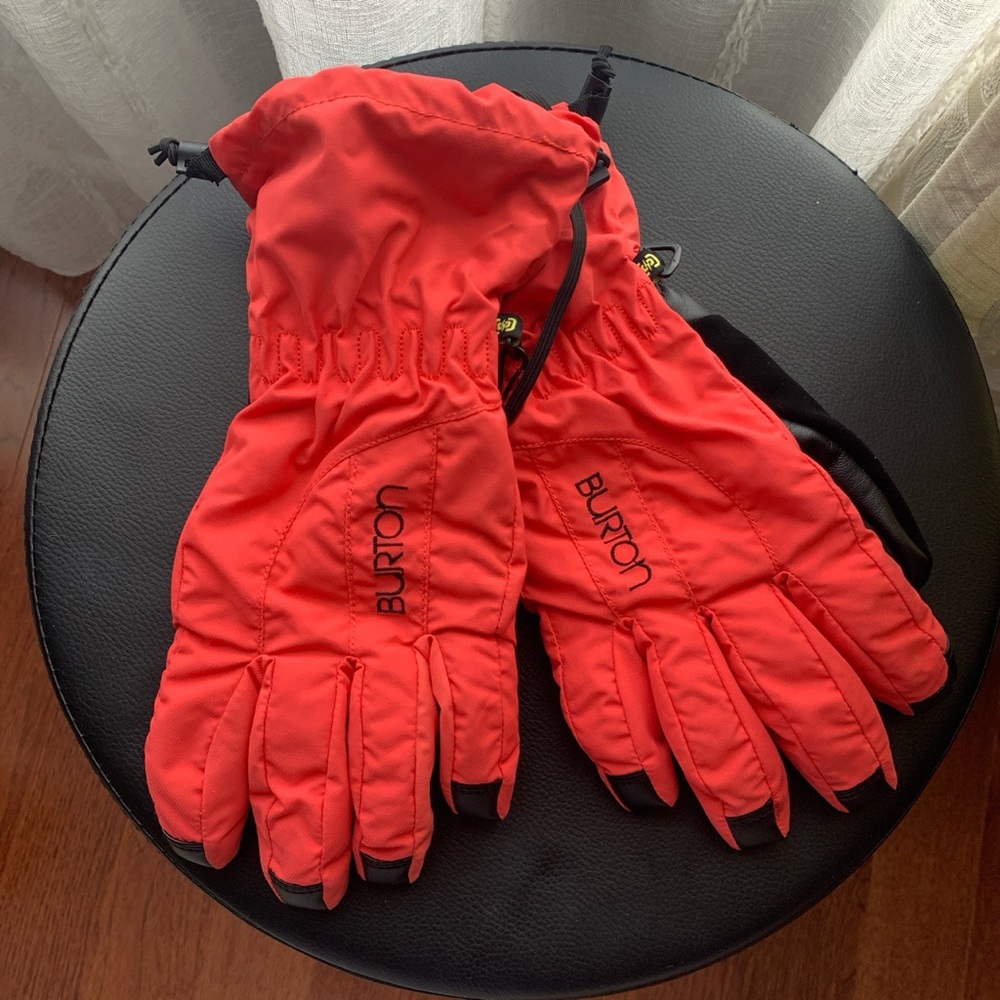 Burton gloves